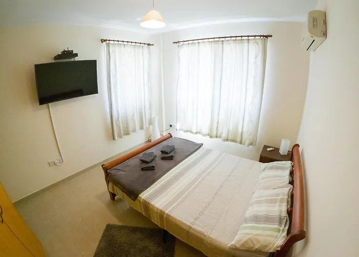 Apartament Thea Court 3-C *